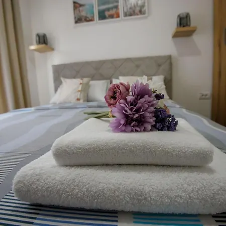 Apartman Paratetis 2 Palić Exteriör bild